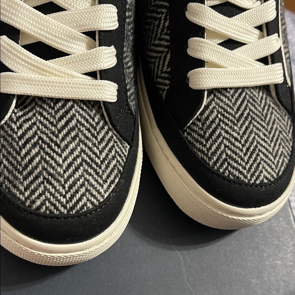 Tommy Hilfiger Black and White Herringbone Sneakers - Picture 4 of 7